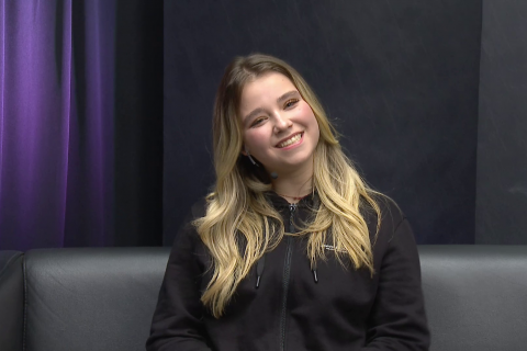 Sophia Madeira dá show de simpatia no trambicast e turbina audiência do podcast