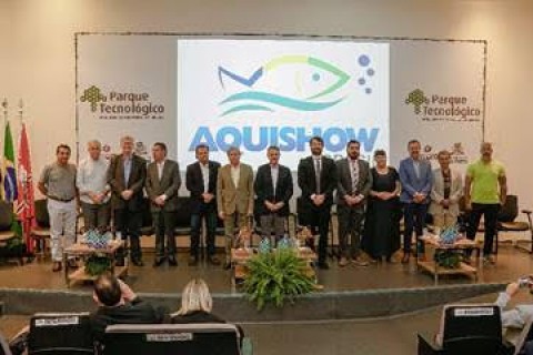 Sindicato Rural de Uberlândia recebe cerimônia de abertura da Aquishow 2025