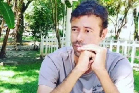 Escritor Raphael Bruno já publicou 127 livros em quase uma década